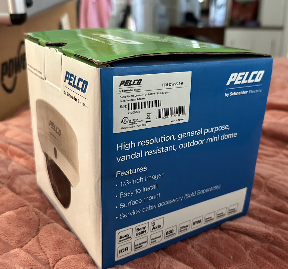 NEW Pelco FD5-DWV22-6 650TVL NTSC WDR True Day/Night Dome Camera, 9-22mm Lens