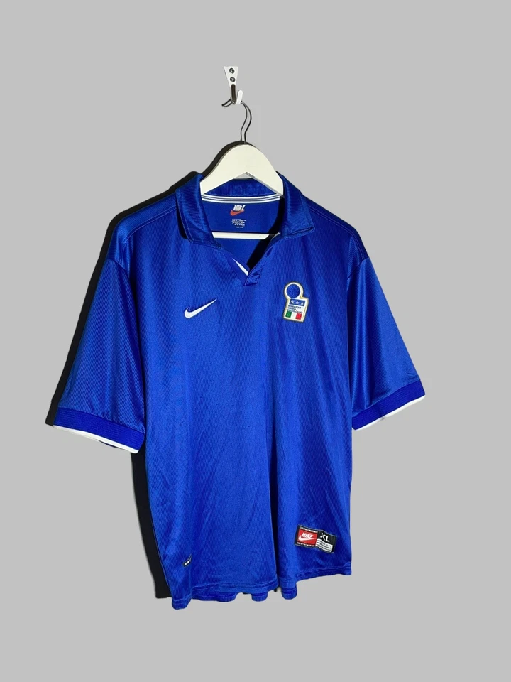National Team Italy Nike 1998 Home Vintage Football Shirt Soccer Jersey  - Image 2 of 4
