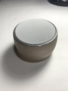 bass jaxx chrome bluetooth speaker