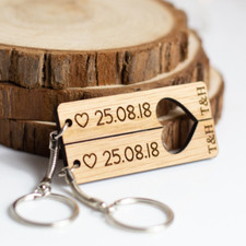 Personalised Keyring Gift for Her Him Wooden Wedding Date & Valentines Gifts Oak