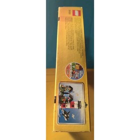 NIB LEGO Creator Lighthouse Point Light UP Brick (31051) Retired Factory Sealed