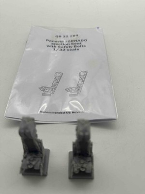 Aires 1/32 QB 32209 Panavia Tornado Ejection Seats w/ Safety Belts 4 Revell DS