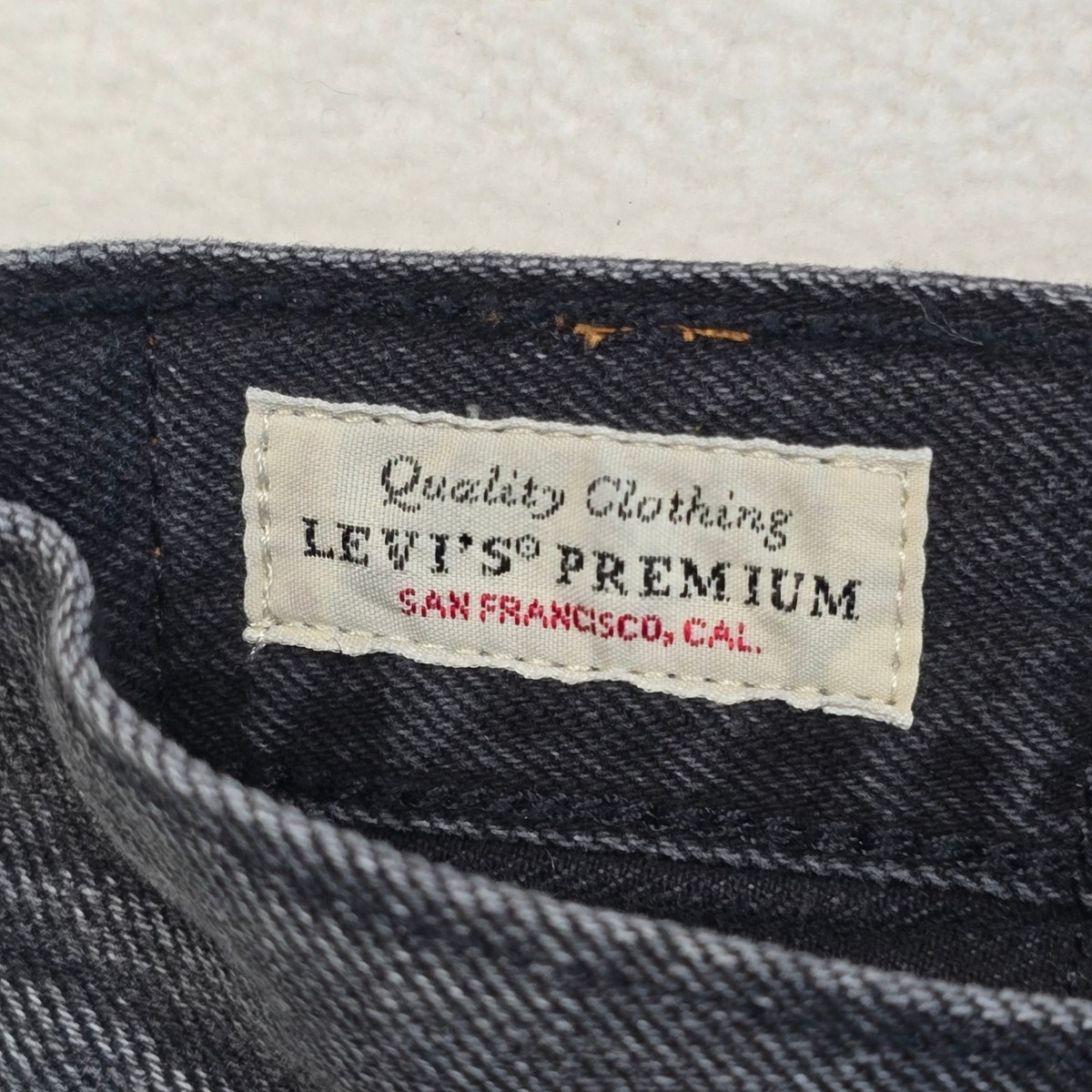 Levis W29 Womens High-Rise Distressed Button Fly Black Denim