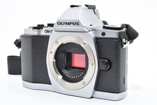 Olympus OM-D E-M5 16.0MP Mirrorless Digital Camera Silver From Japan 2726285