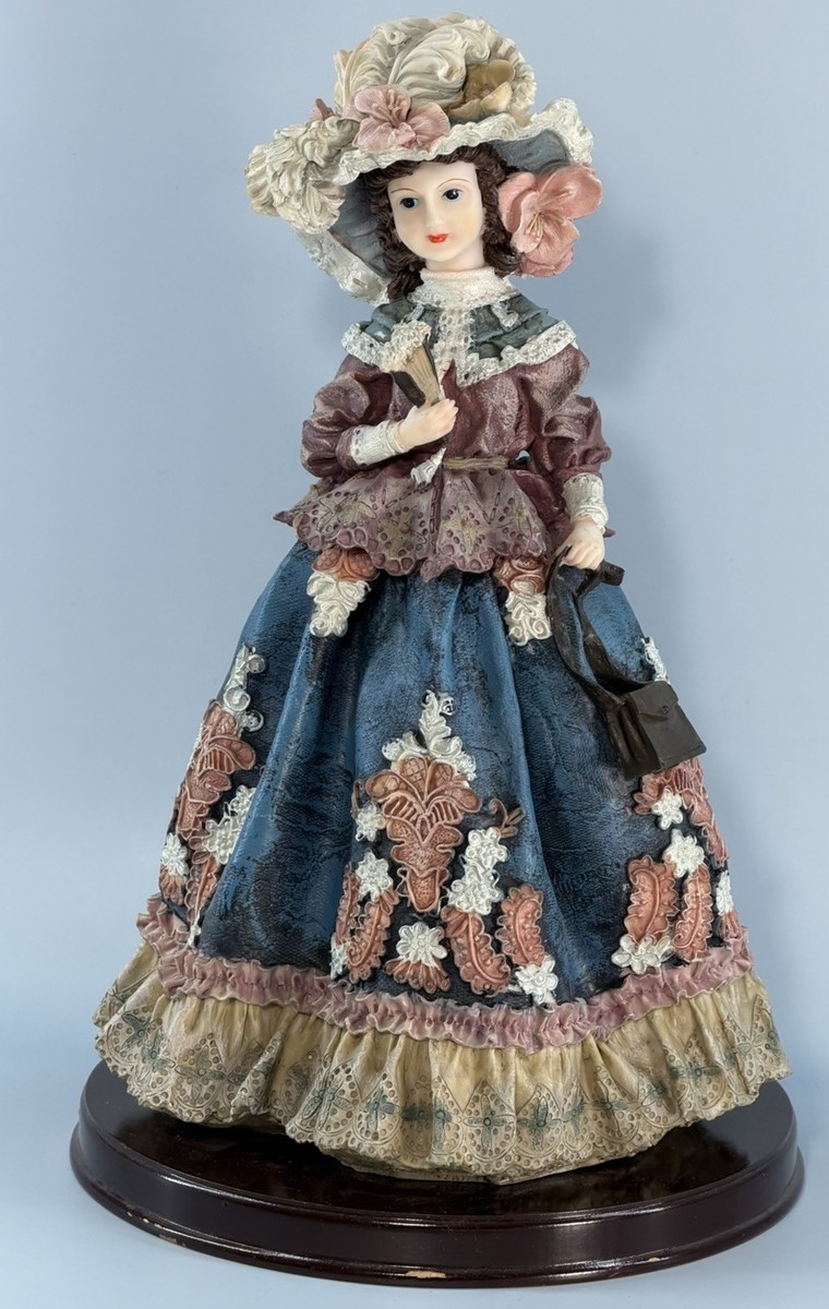 Vintage Meerchi Victorian Lady Resin Figure With Fan And Handbag