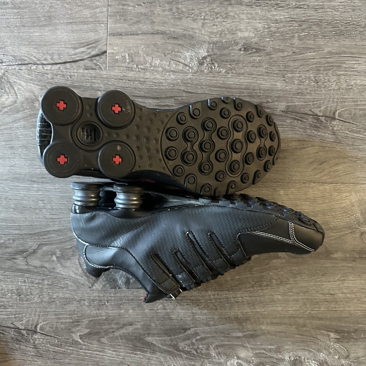 Nike Shox NZ Mens Running Shoes Black Red Leather 378341-017 Size