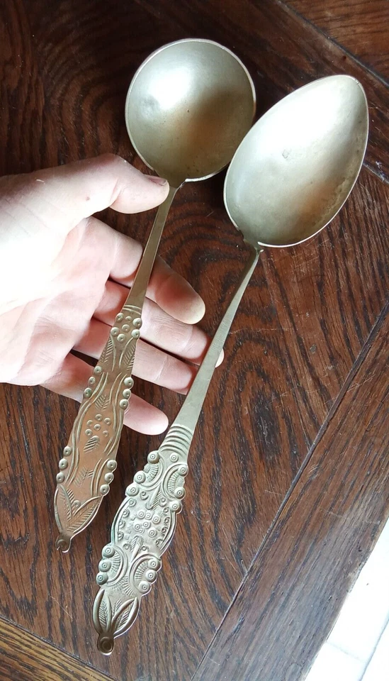 Ancienne Cuillère de Service Louche Métal non poinçonné Maroc Tunisie Algérie ? - Photo 2/4