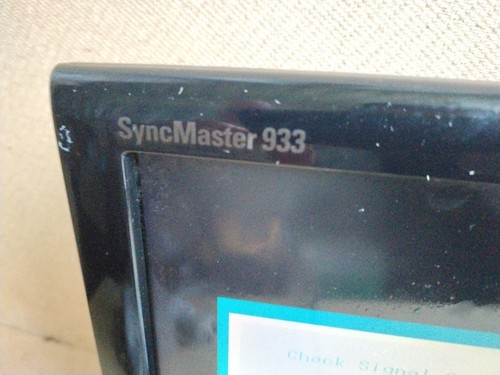 Samsung SyncMaster 933N 19” HD Ready LCD TV No Power Supply Included K6C12 - Picture 5 of 10