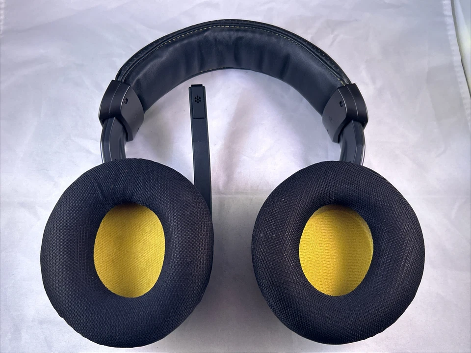 Corsair Gaming H2100 Wireless Dolby 7.1 Gaming Headset Black/Yellow - Image 2 of 4