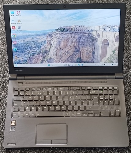 15.6INCH TOSHIBA R50-B-12P CORE I3 8GB 256GB SSD WINDOWS 11 PRO/OFFICE2019 - Picture 2 of 10