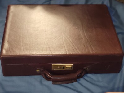 VTG Hartmann Luggage Burgundy belting leather Attache briefcase w combo lock