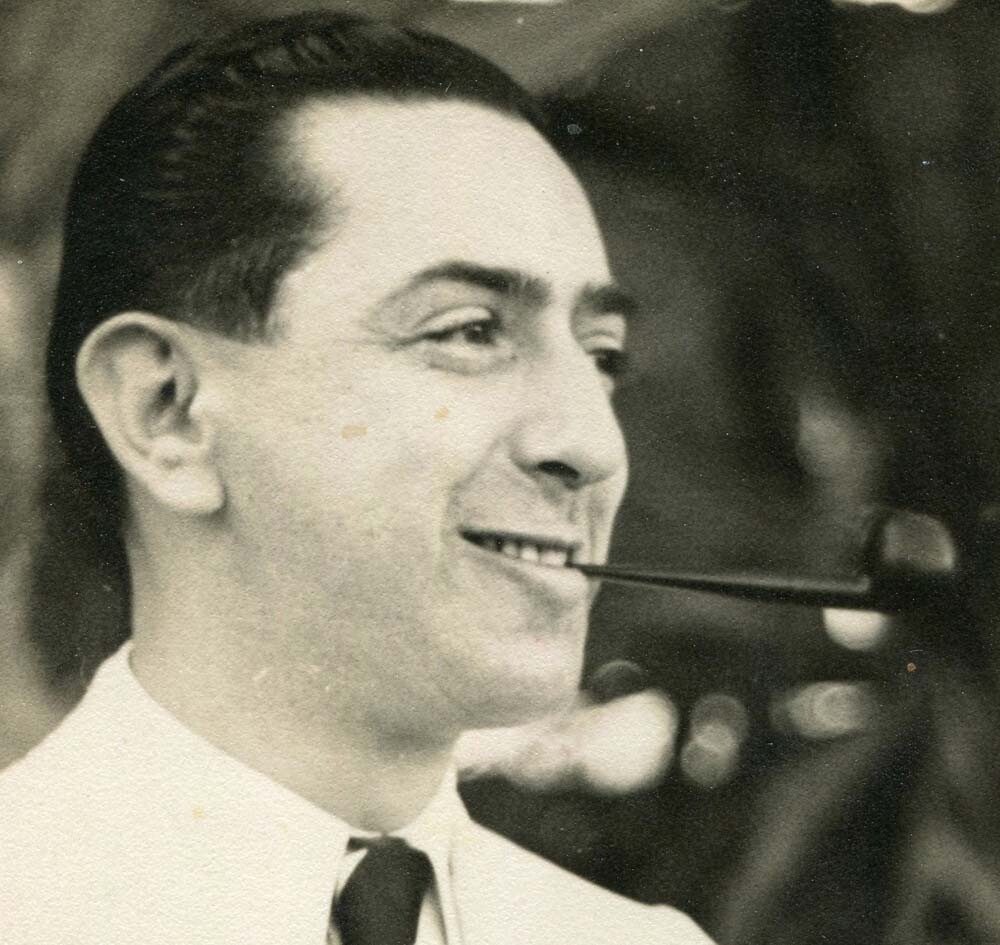 tobacco from greece to uk #35190 Greece 1930s. Man (makes tobacco cycles with his pipe). Photo PC  size