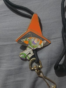Disney Toy Story Buzz Lightyear Under Cone Cast Limited Edition 1000 Bolo