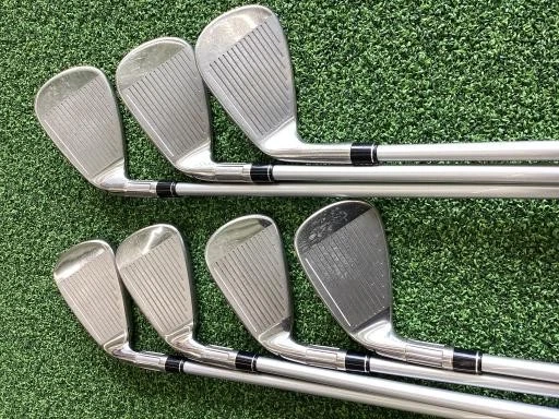 TaylorMade M6 Iron Set 5-9,Pw,Aw 7pc Flex S FUBUKI TM6 Graphite - Image 2 of 4