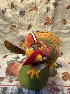 NWT Annalee 10  Thanksgiving Turkey  With Football 