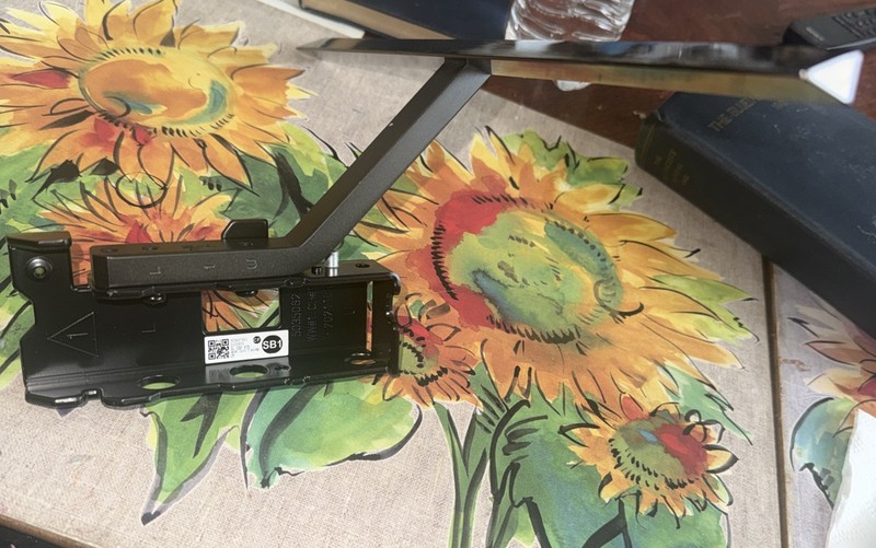 New Sony KD-65X75CH KD-65X750H Stand Legs