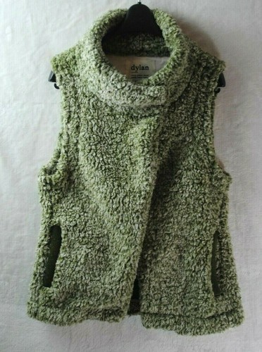 Dylan True Grit Sherpa Fleece Snap Vest 
