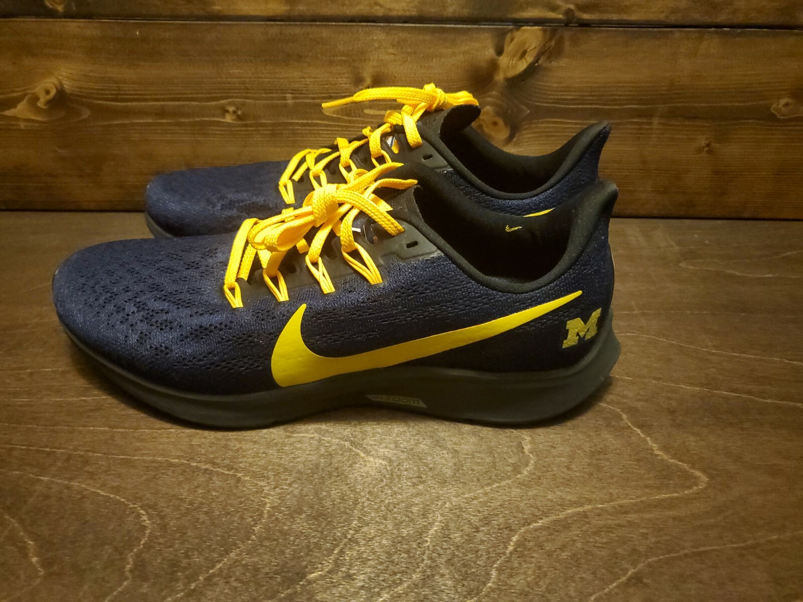 nike air zoom pegasus 36 michigan state