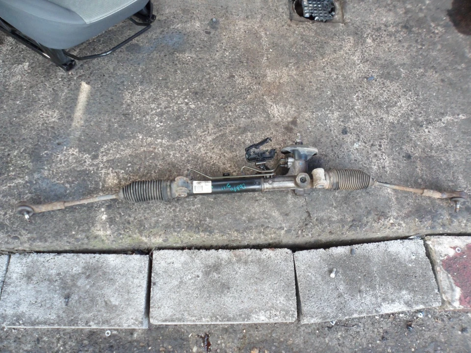 FIAT DOBLO VAN 2011 POWER STEERING RACK TIE ROD END ASSEMBLY 00518857970