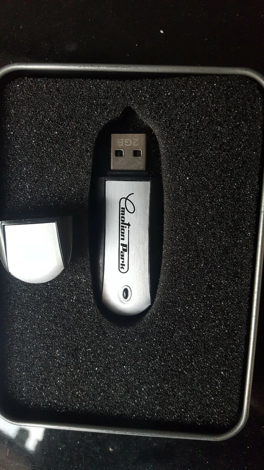 chiavette usb 2 gb Emotion Stock 30 pezzi - Immagine 3 di 3