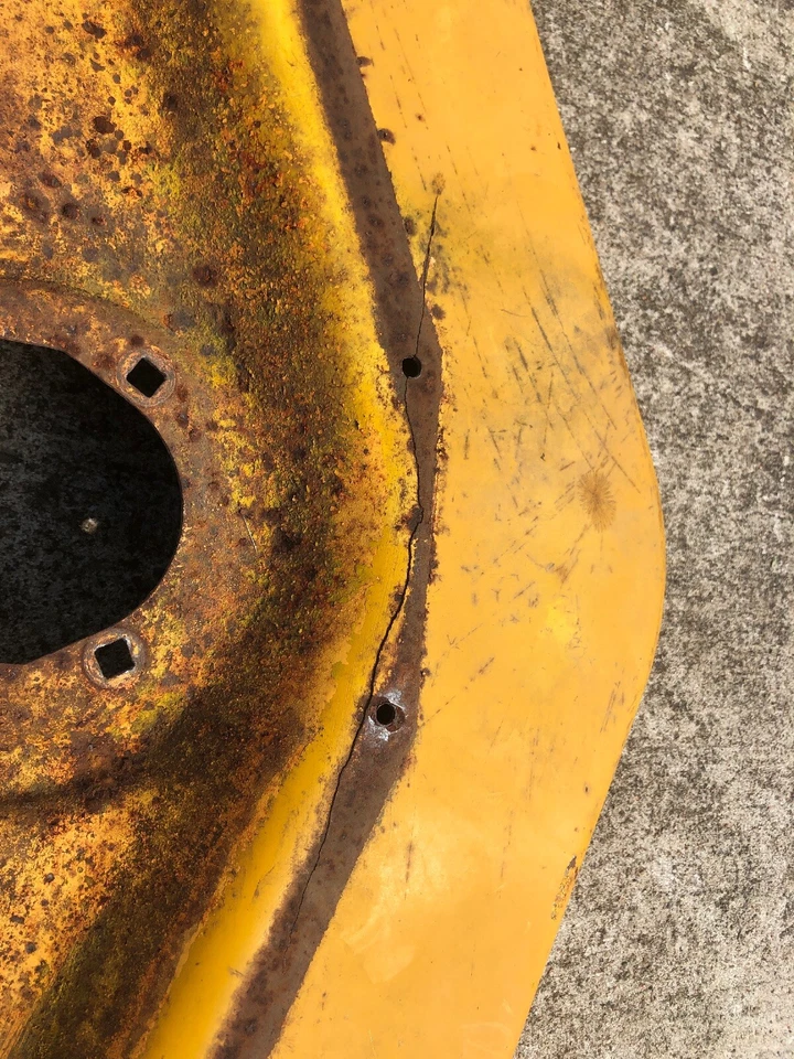 Cubierta de plataforma de corte Allis Chalmers Big-10 Ten Tractor 42" Foto 3 de 4