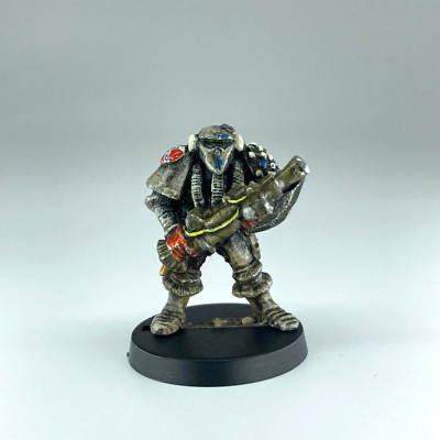 Imperial Space Marine at Ease 1985 - Rogue Trader Warhammer 40K Metall X625