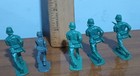 Vintage Different Shades Of Green  Lot Of Plastic Army Men Soldier Figures — photo 4