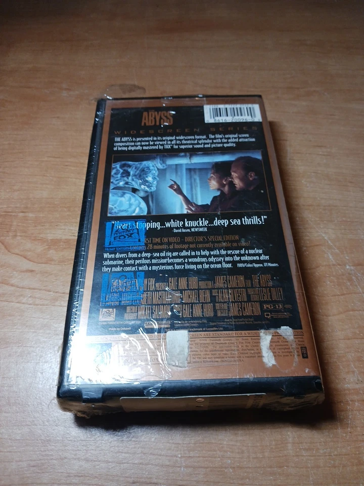 The Abyss Special Edition Widescreen Clamshell (VHS, 20th Fox, 1989) Sealed - Image 2 of 4