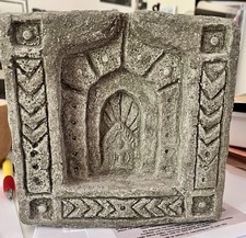 Alter Sandstein-Schrein ? Indien/Nepal &ndash;mit Buddha-Tempelobjekt
