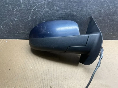 2007 to 2008 Gmc Yukon Right Passenger RH Side View Door Mirror OEM  Q1332 DG