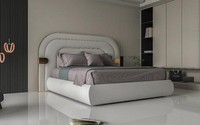 Luxus Graues Bett Mit Gold Akzenten Modernes Design Und Gepolstertes Kopfteil