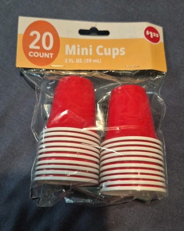 Mini Cups Mini Goblets Shot Glasses  20 Count 