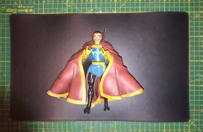 Marvel Legends: Dr. Strange