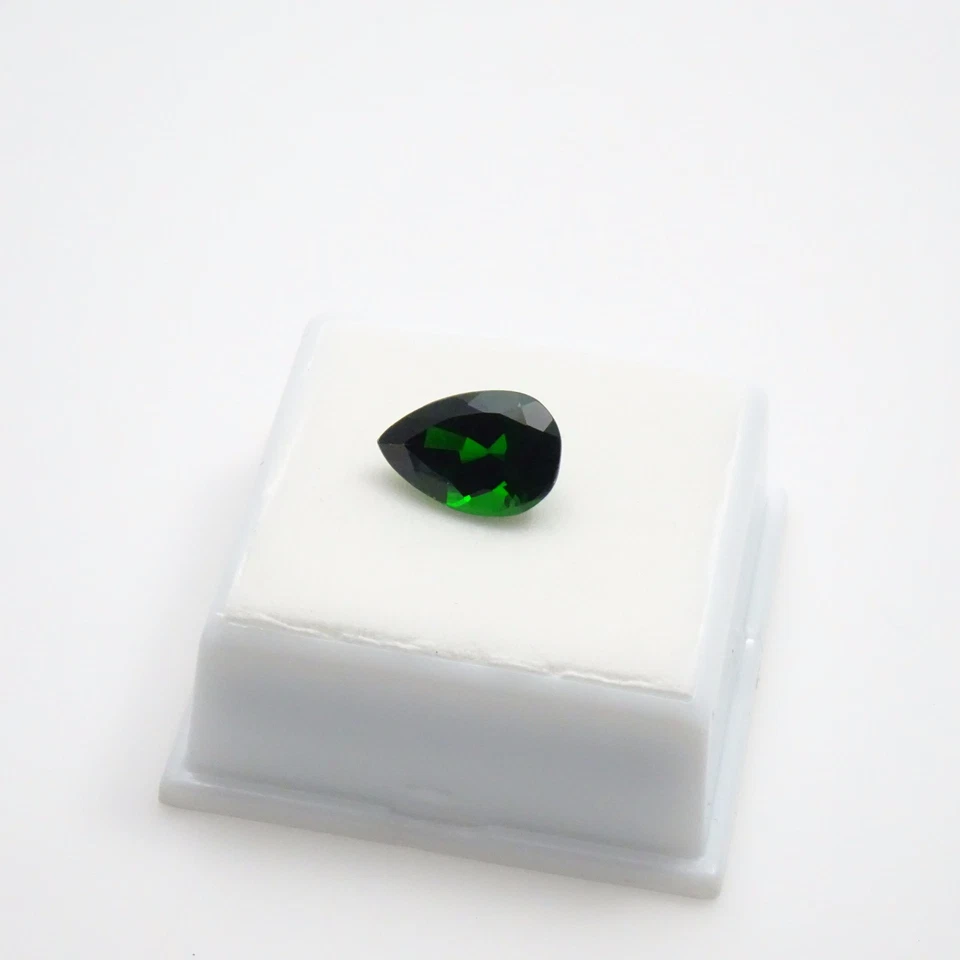 Hermoso diopsido cromado 4,30 quilates - forma de pera - 13x9 mm - piedras preciosas sueltas Foto 2 de 4