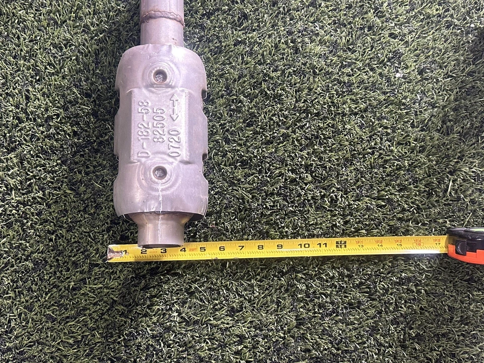 Catalytic Converter-CalCat Walker D-182-58-82505 0720 - Image 4 of 4