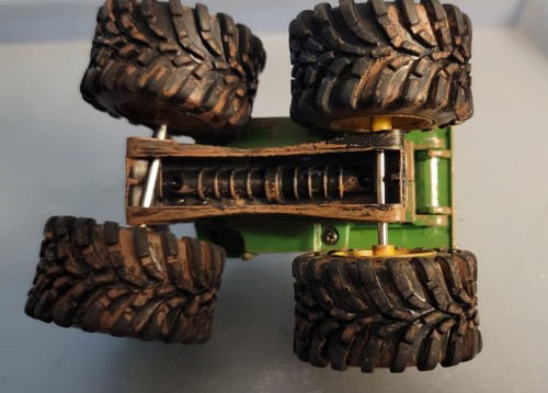 Ertl John Deere 4x4 Muddy Gator Dump Bed Diecast Monster Type Metal Toy Vehicle - Picture 8 of 8