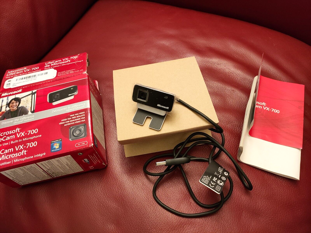 Microsoft Lifecam VX-700 Webcam Built-in Microphone USB VGA Video