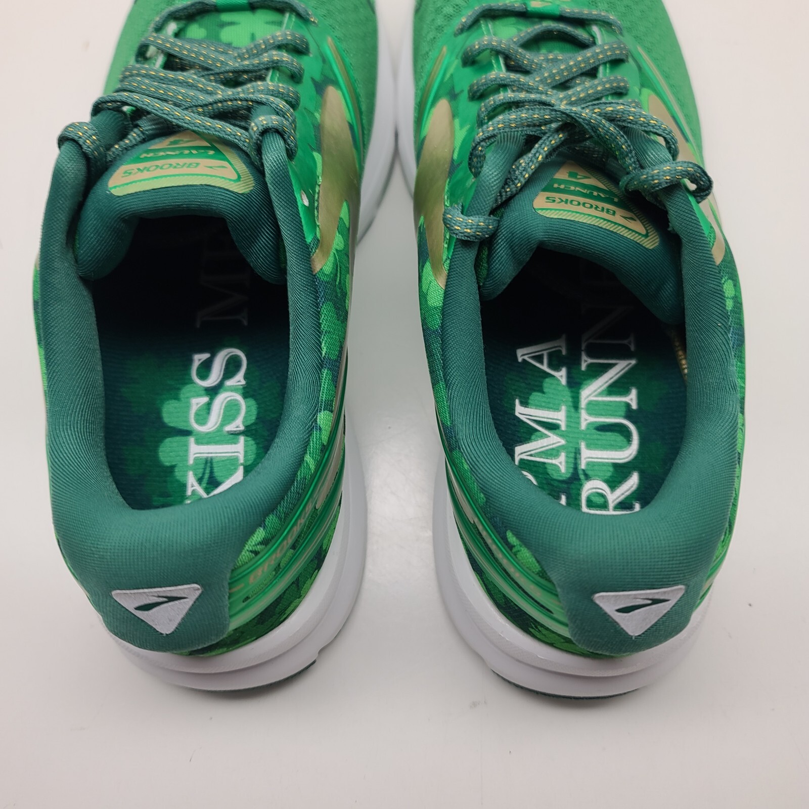 Brooks Run Lucky Launch 4 St. Patrick's Day Shamrock Shoes Womens Size