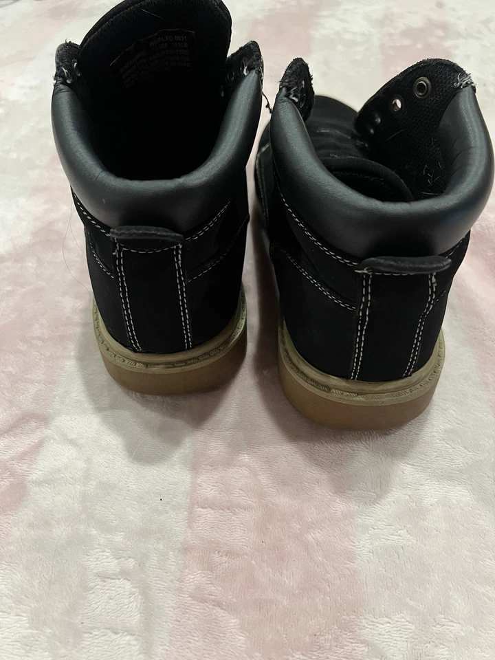 Lugz Women’s 7.5 Black Suede Work Boots Flexastride Memory Foam Lace Up - Image 4 of 4