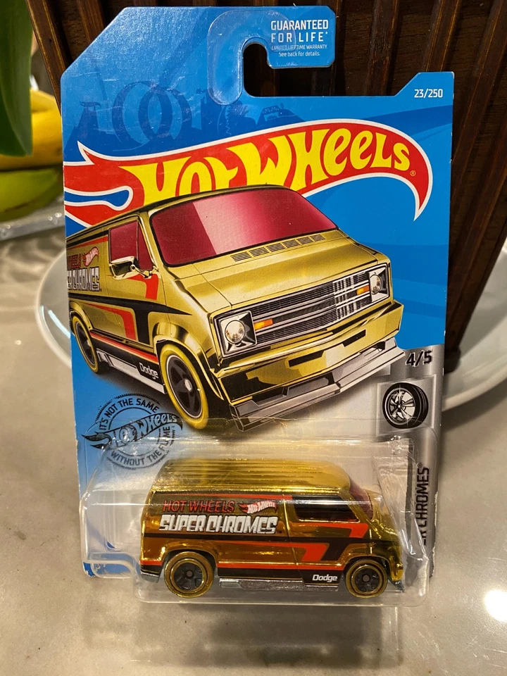 2019 Hot Wheels #23 Super Chromes 4/5 Custom '77 Dodge Van Doré * / Noir 5 - Photo 1/1