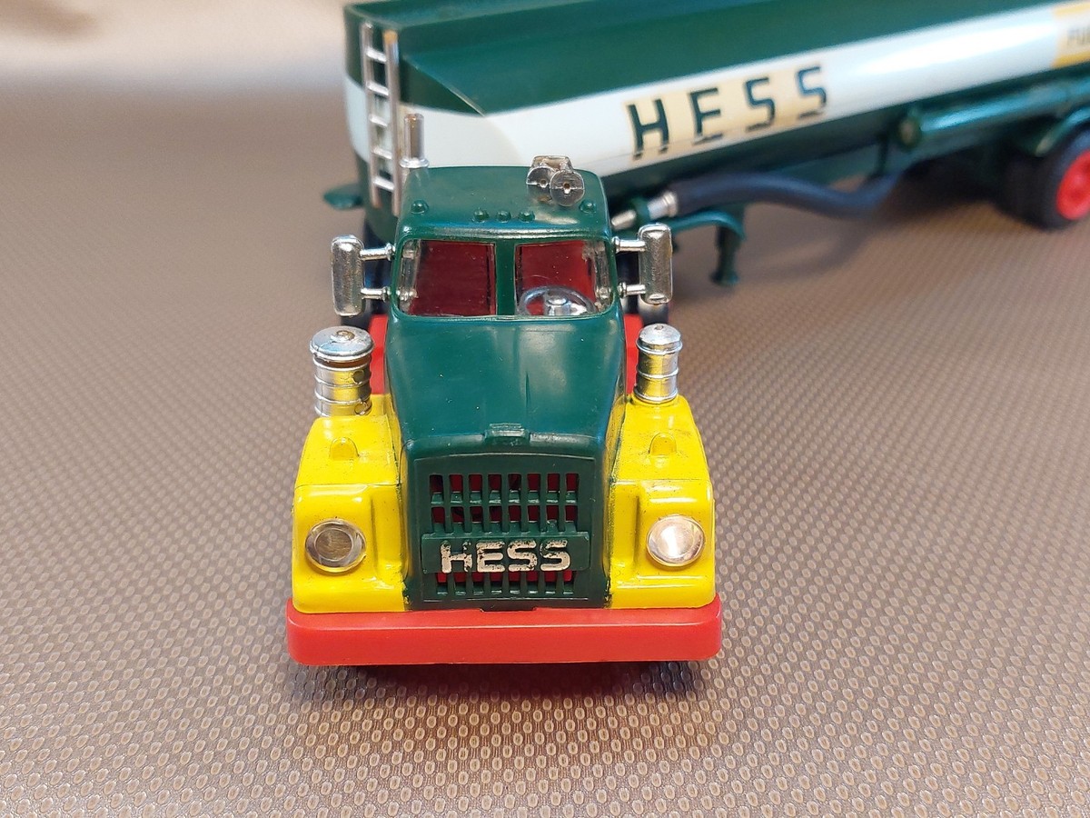 1974 Hess Tanker Truck in Original Box - Mostly Working | eBay