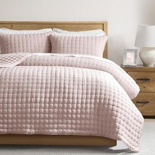 Pink Queen Size Quilt Bedding Sets with Pillow Shams, Lightweight Soft Bedspr...