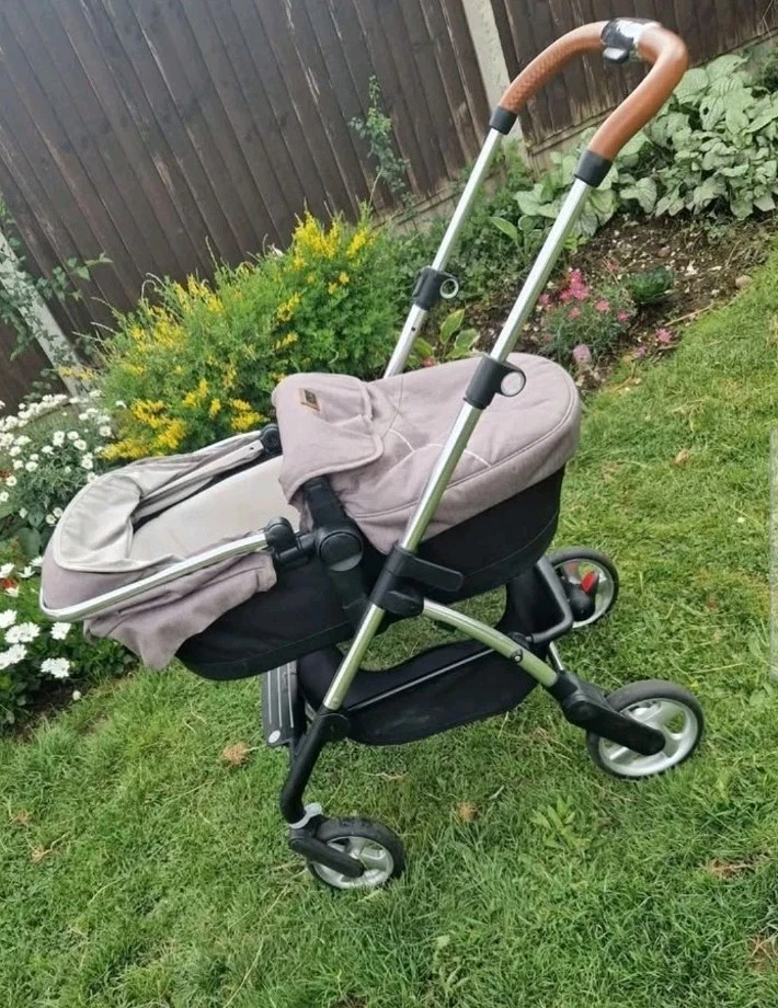 Silver cross grey and brown edition pram buggy - Image 2 of 4
