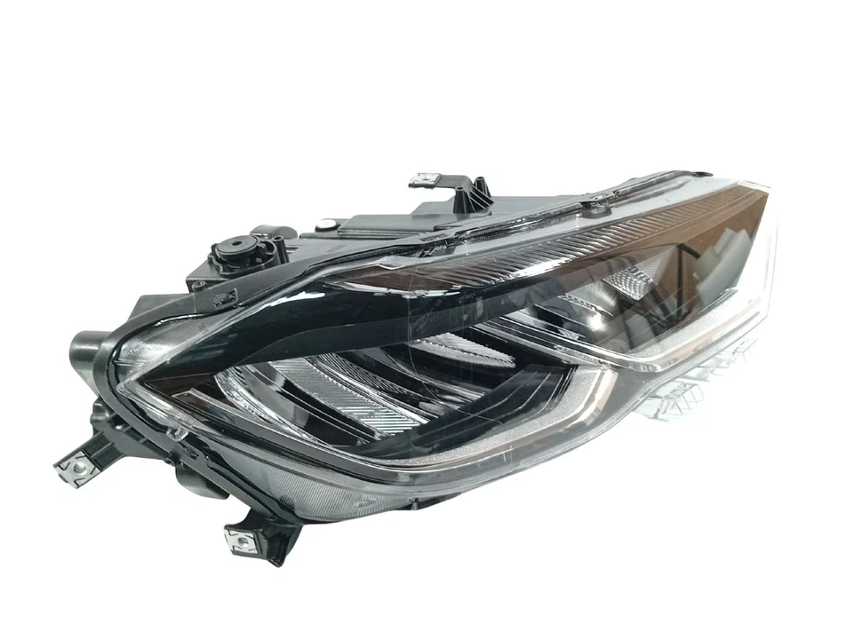 VOLKSWAGEN VW POLO MK6 2021-ON FACELIFT FRONT RIGHT LED HEAD LIGHT ASSEMBLY -O/S - Image 2 of 4