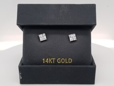 14kt Yellow Gold CZ5 5mm Square Stud Earrings 0.7gr TW