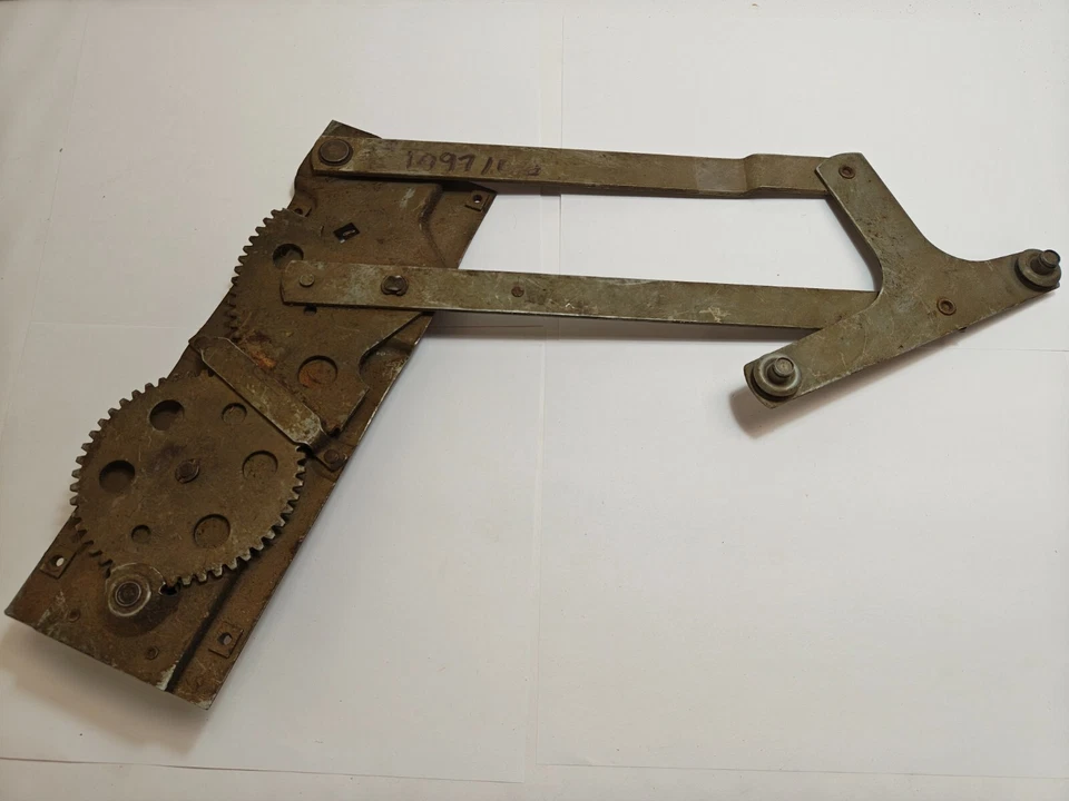 Dodge Truck B-1 B-2 B-3 1948-1953 regulador de ventana de puerta derecha 1097106 nuevo en stock Foto 4 de 4