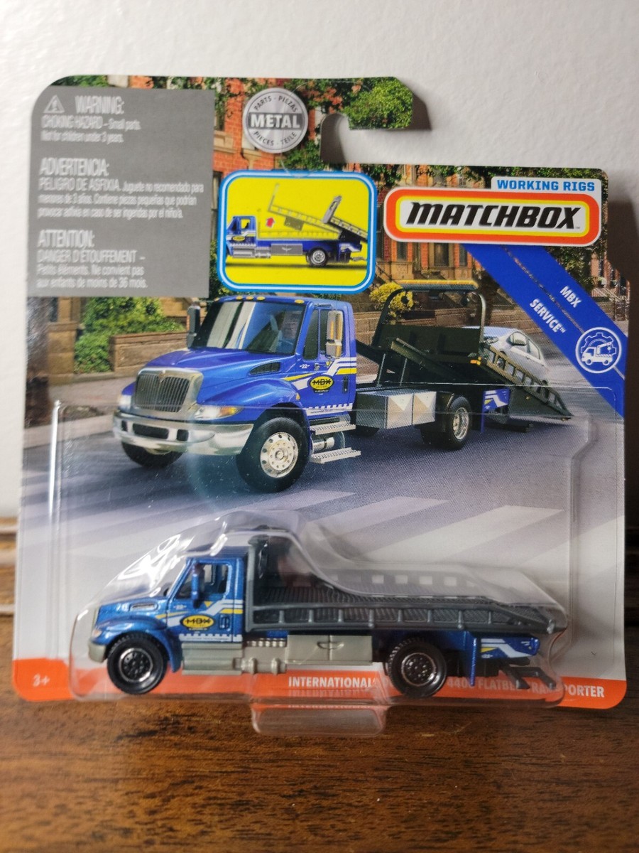 MATCHBOX WORKING RIGS BLUE INTERNATIONAL DURASTAR FLATBED 4400 NIB