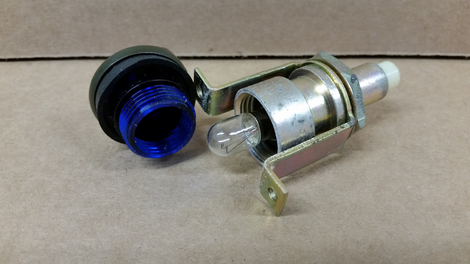 Mseries Dash Light High Beam Indicator Blue 83764991 NOS eBay