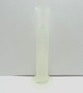 Polylab 100ml Graduated Cylinder Plastic Beaker Measuring