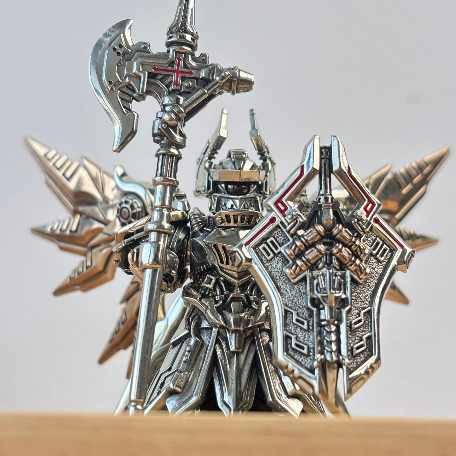 Mech Justicar Figurine Sci Fi Crusader Knight Magnetic Warriors-image